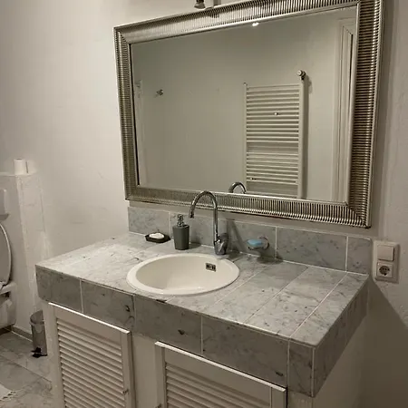 Oberneulaender Gaestehaus Apartman *