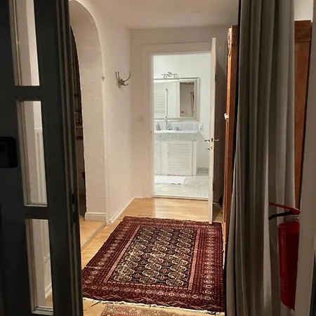 Oberneulaender Gaestehaus * بريمين